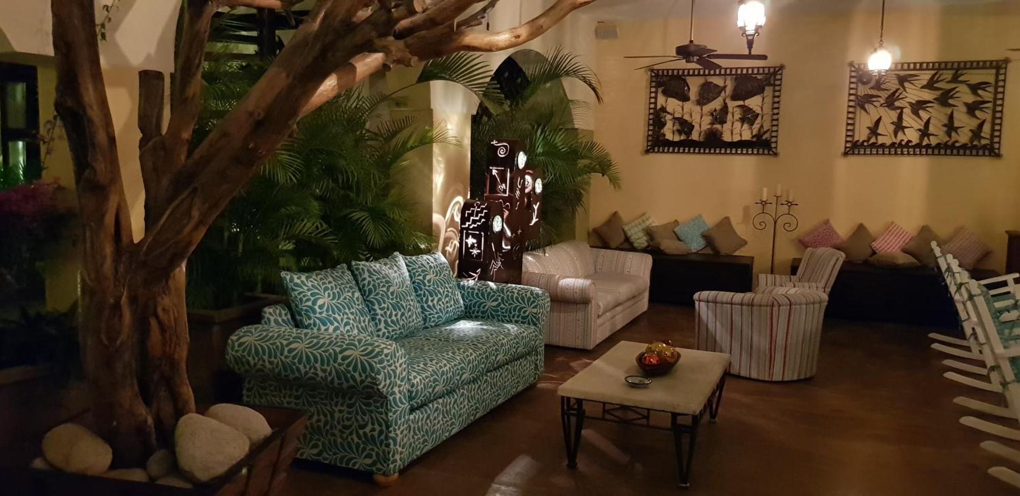 Posada De Las Flores Ла-Пас Экстерьер фото
